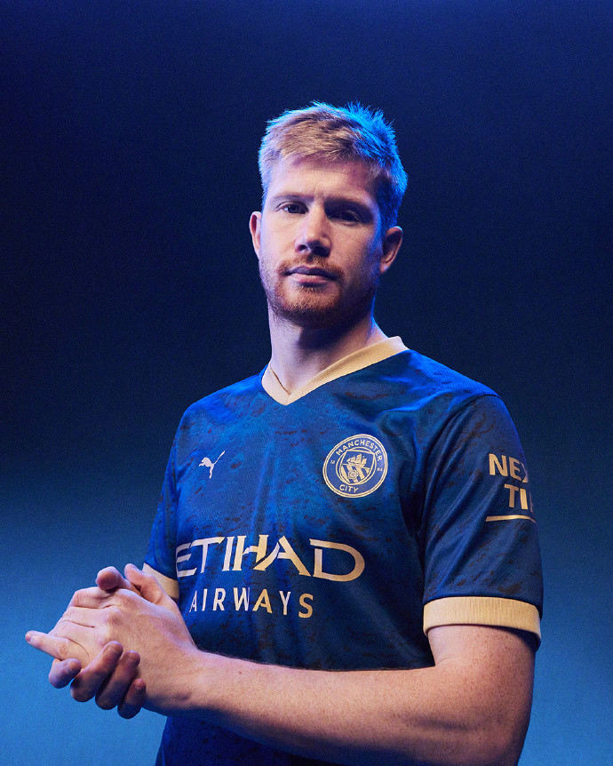 记者：U22国脚徐彬将于冬窗留洋欧洲（曝U22国脚徐彬计划冬窗赴欧踢球）