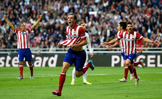 足球巴萨高层称将坚定走年轻化路线（巴萨高层表态：将坚定推进年轻化战略）