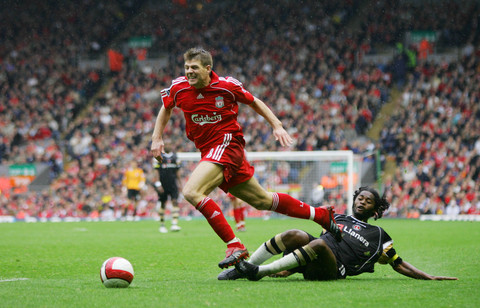 狂揽1900万！郑钦文积液反弹100%，2026能冲大满贯吗？（豪取1900万！郑钦文伤情出现反复，2026能否问鼎大满贯？）