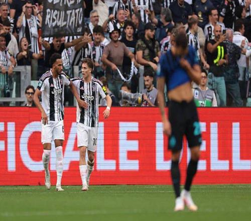 足球联赛赛季最佳球员排行榜公布（足球联赛赛季最佳球员评选结果出炉）