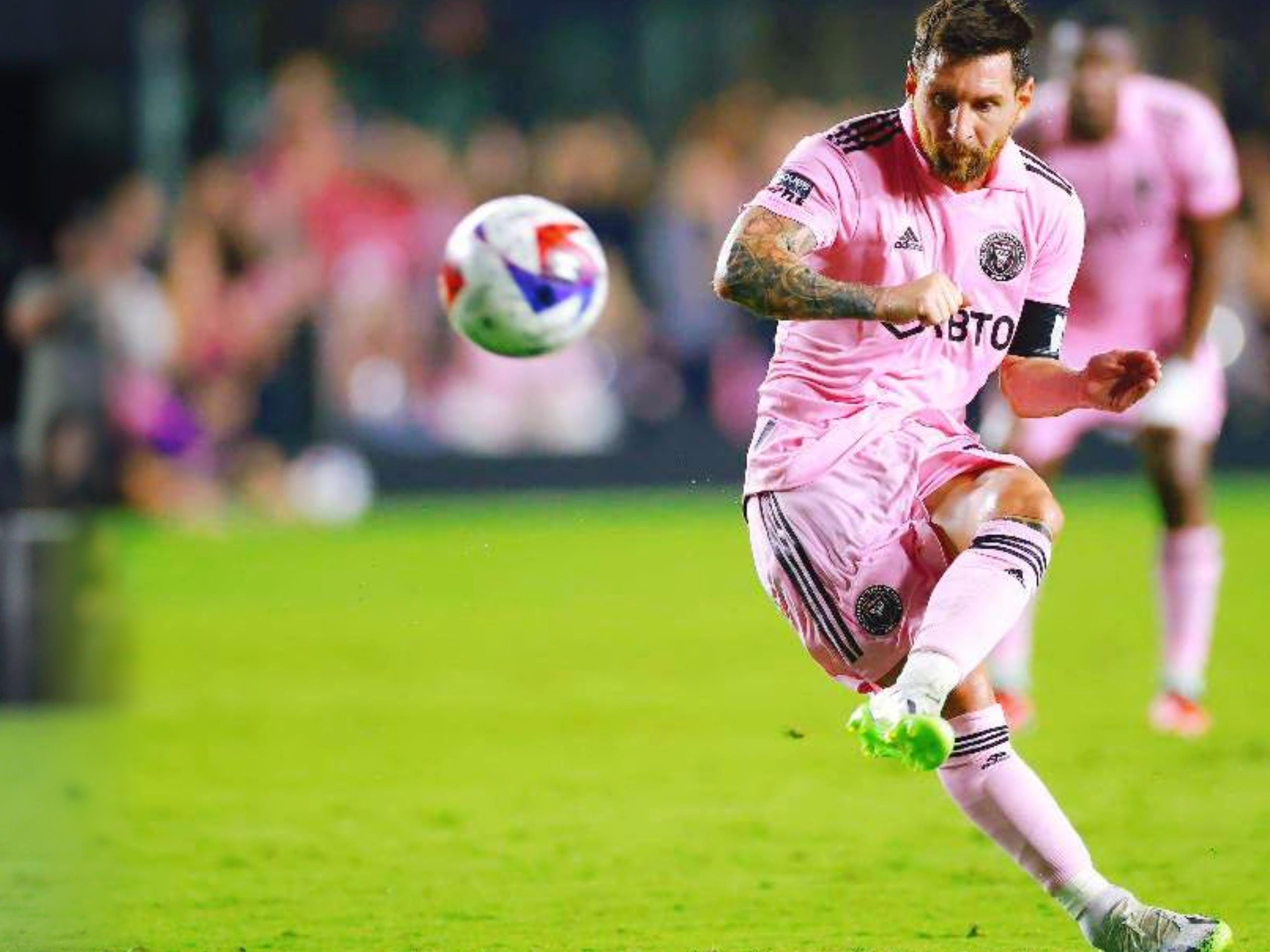 英超前瞻：诺丁汉森林3连胜状态火热，布莱顿3轮不败丢1球（英超前瞻：诺丁汉森林豪取三连胜气势如虹，布莱顿近三轮不败仅失一球）