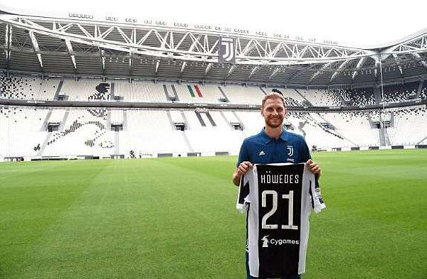 记者：巴萨有意埃及17岁前锋阿卜杜勒卡里姆，并已采取行动（记者：巴萨看中埃及17岁前锋阿卜杜勒卡里姆，已展开运作）