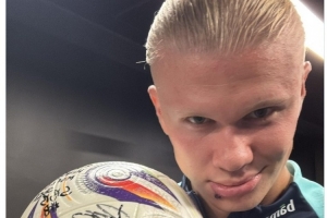 回声报记者：萨拉赫有可能想先发制人，但不会得到想要的结果（回声报记者：萨拉赫或将抢先出手，但恐难如愿）