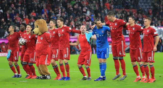 皇马紧急磋商阿隆索去留，齐达内克洛普成新帅候选（皇马紧急讨论阿隆索去留，齐达内与克洛普进入新帅候选名单）