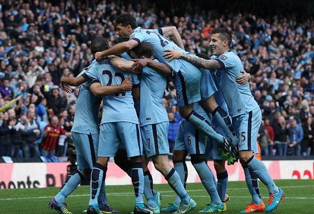 约基奇单节7中7怒砍19分，掘金单节轰下40分（约基奇单节7投全中砍下19分，掘金一节轰出40分）