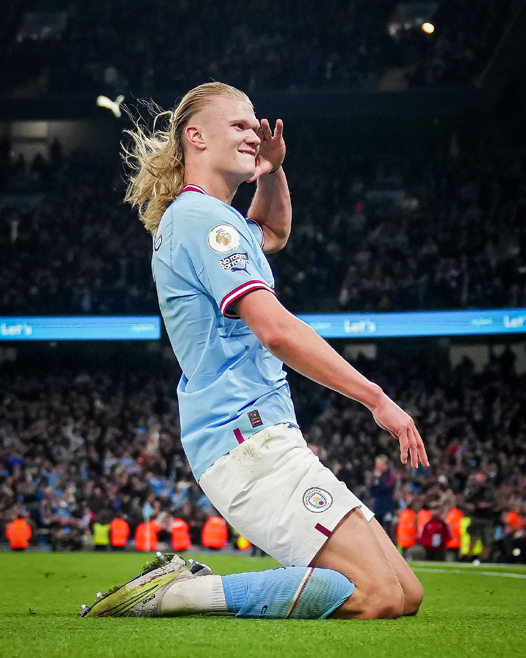 里沙利松在英超不敌利物浦的比赛中打入4球，与凯恩并列最多（英超战利物浦虽败，里沙利松轰四球，与凯恩并列最多）